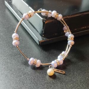 Memory wire freshwater pearl bracelet